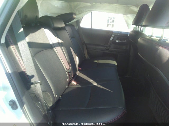 2018 Toyota 4Runner, VIN: JTEBU5JR4J5523285