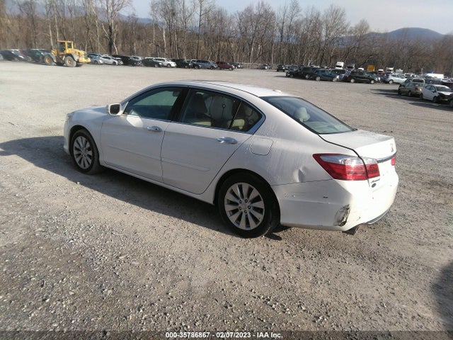 2013 HONDA ACCORD SDN EX-L VIN: 1HGCR3F83DA042763