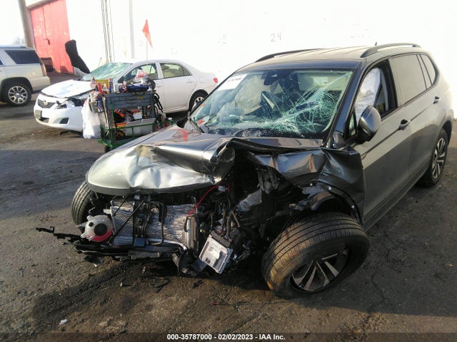 3VV1B7AX7NM119396 Volkswagen TIGUAN S