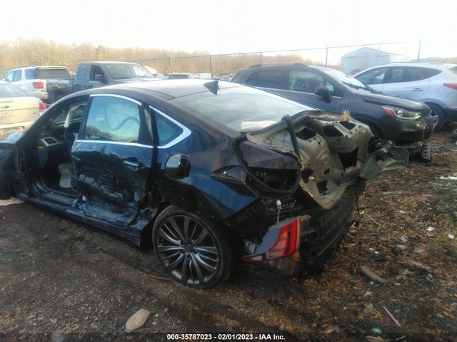 2015 Hyundai Genesis, VIN: KMHGN4JF3FU032609