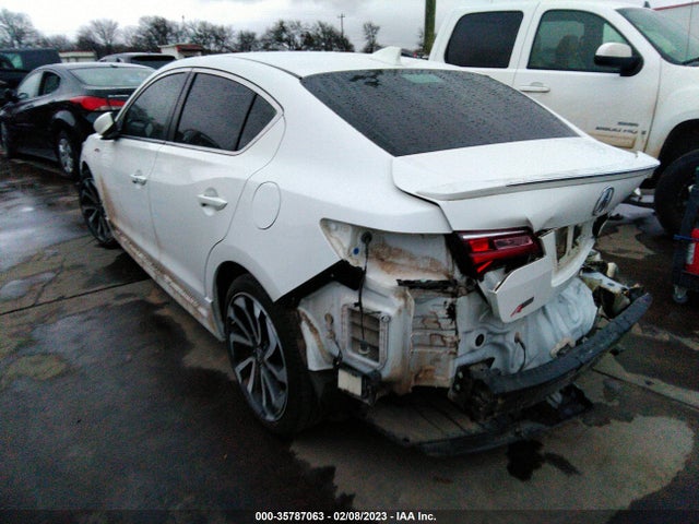 2018 Acura ILX, VIN: 19UDE2F83JA000390