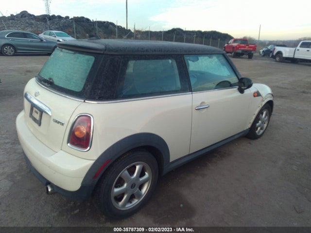 WMWMF3C57ATZ21895 Mini COOPER HARDTOP