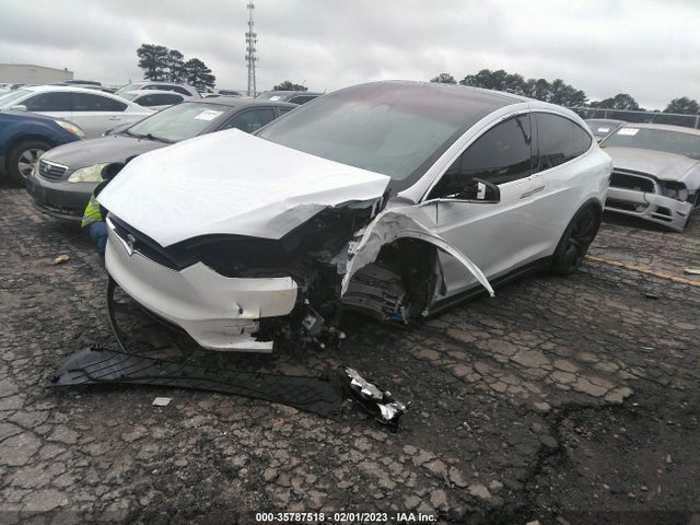 Tesla Model X Long Range 2020 5YJXCDE22LF300006 Image 2