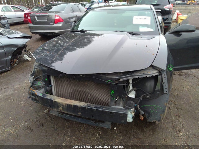 2015 Chevrolet Camaro, VIN: 2G1FD1E30F9211357