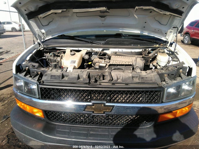 Chevrolet Express 2500 Work Van 2018 1GCWGAFG3J1908468 Image 10