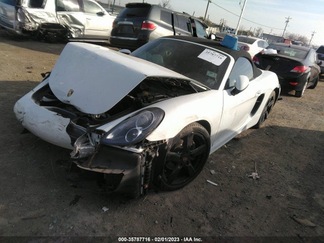 2015 Porsche Boxster, VIN: WP0CA2A87FS120319