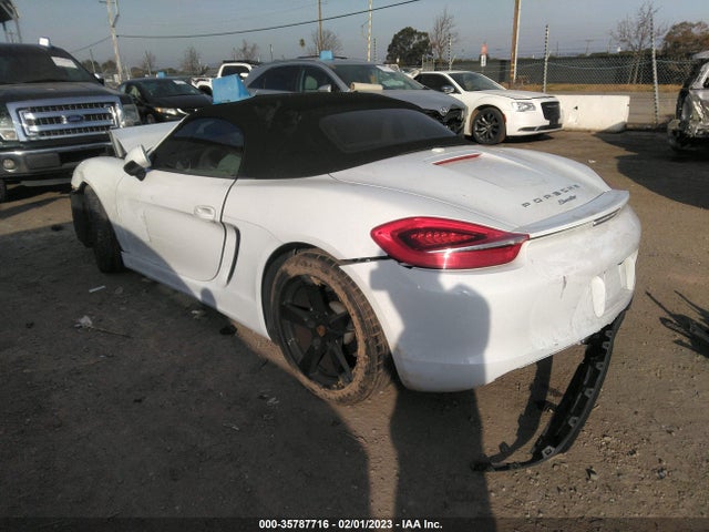 2015 Porsche Boxster, VIN: WP0CA2A87FS120319