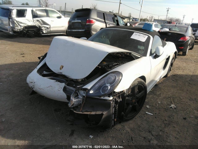 2015 Porsche Boxster, VIN: WP0CA2A87FS120319