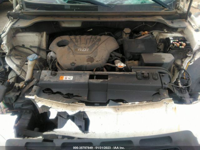KNDJN2A27F7142072 KIA Soul Base