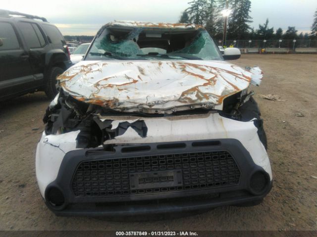 KNDJN2A27F7142072 KIA Soul Base