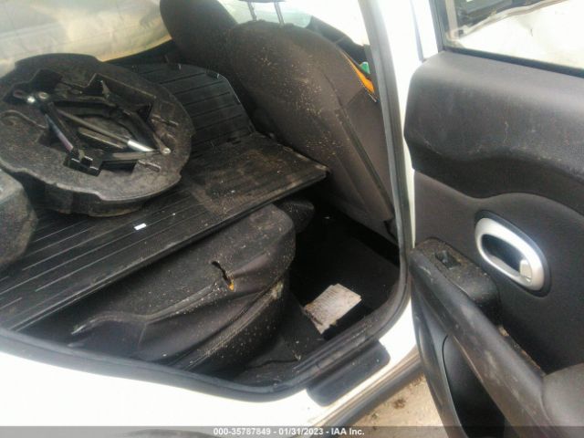 KNDJN2A27F7142072 KIA Soul Base