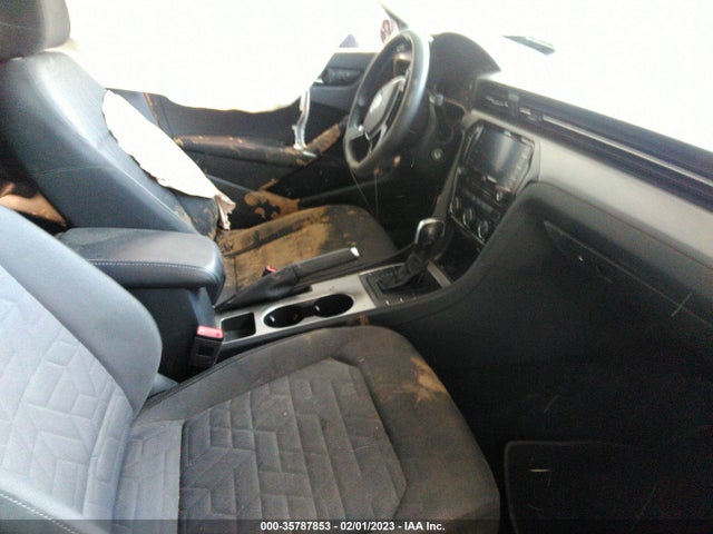 2020 Volkswagen Passat, VIN: 1VWAA7A35LC026421
