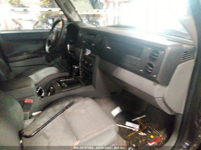 1J8HG48K77C513369 Jeep Commander Sport