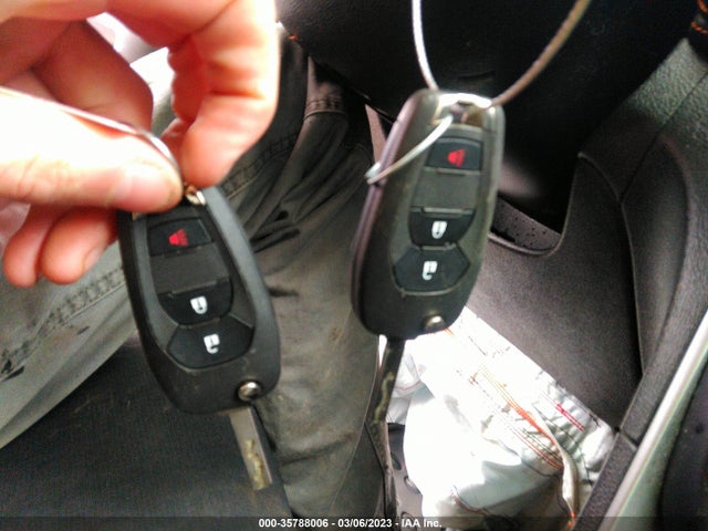 Chevrolet TRAX LS 2019 3GNCJNSB0KL189493 Image 3