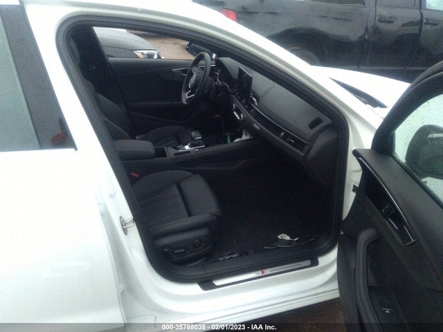 2022 Audi A4, VIN: WAUEAAF45NN014423