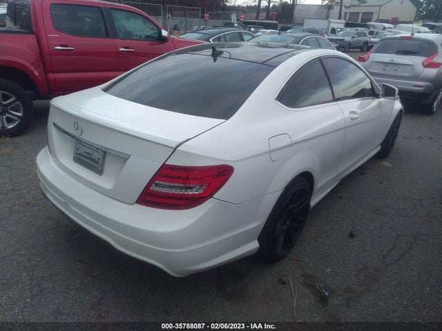 2013 MERCEDES-BENZ C 250 VIN: WDDGJ4HB3DG012347
