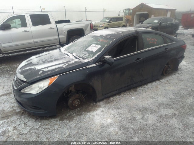 Hyundai Sonata 2014 5NPEB4AC7EH864201 Image 2