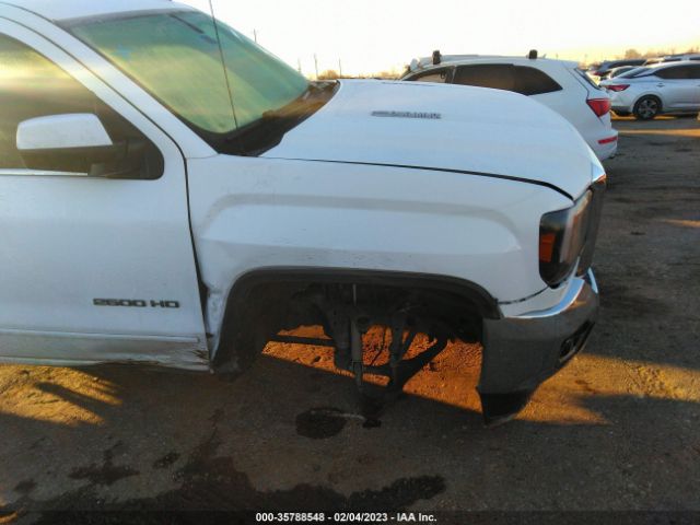 1GT11YEG2FF160215 GMC Sierra 2500hd Sle