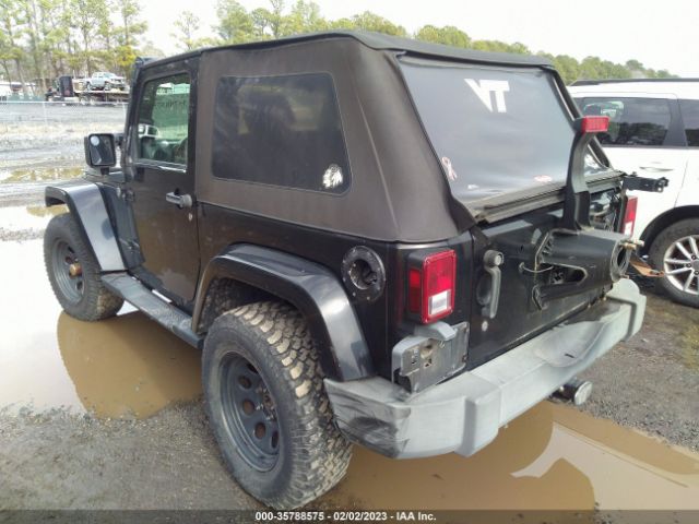 1J8FA54137L129102 Jeep Wrangler Sahara