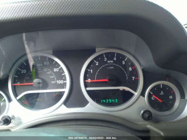 1J8FA54137L129102 Jeep Wrangler Sahara