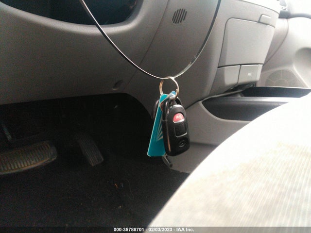 2010 HYUNDAI ELANTRA GLS VIN: KMHDU4AD2AU874600