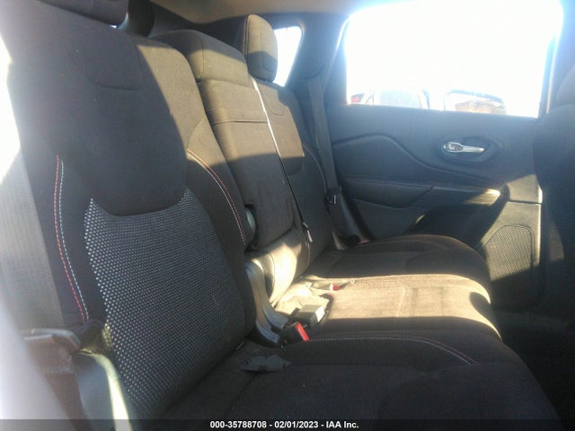 1C4PJLCS3GW369095 Jeep Cherokee 75th Anniversary