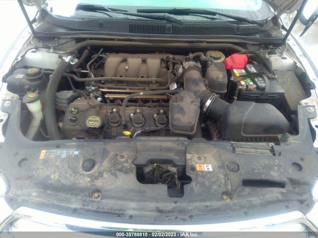 2017 Ford Taurus, VIN: 1FAHP2F82HG111827
