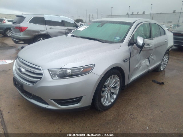 2017 Ford Taurus, VIN: 1FAHP2F82HG111827