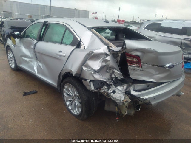 2017 Ford Taurus, VIN: 1FAHP2F82HG111827