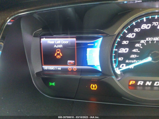 2017 Ford Taurus, VIN: 1FAHP2F82HG111827