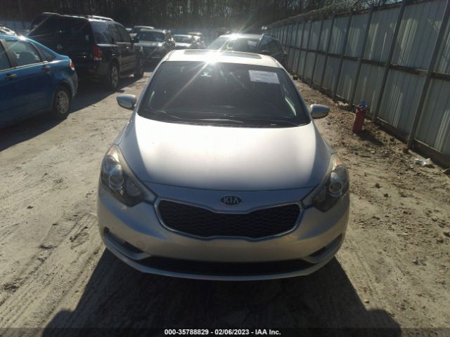 KNAFZ4A88E5110703 KIA FORTE EX