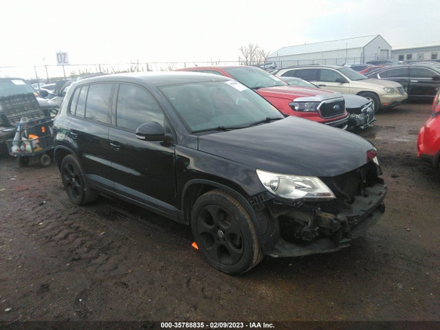 2011 VOLKSWAGEN TIGUAN S VIN: WVGCV7AX0BW502957