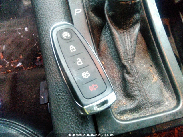 2013 Ford Taurus Sel მანქანა იყიდება აუქციონზე, vin: 1FAHP2H87DG132700, აუქციონის ნომერი: 35788902