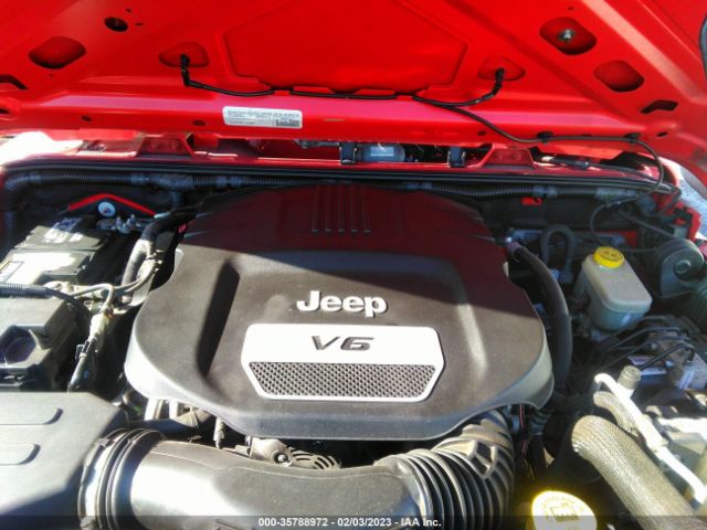 1C4BJWDG9FL565421 Jeep Wrangler Unlimited Sport