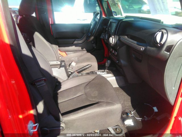 1C4BJWDG9FL565421 Jeep Wrangler Unlimited Sport
