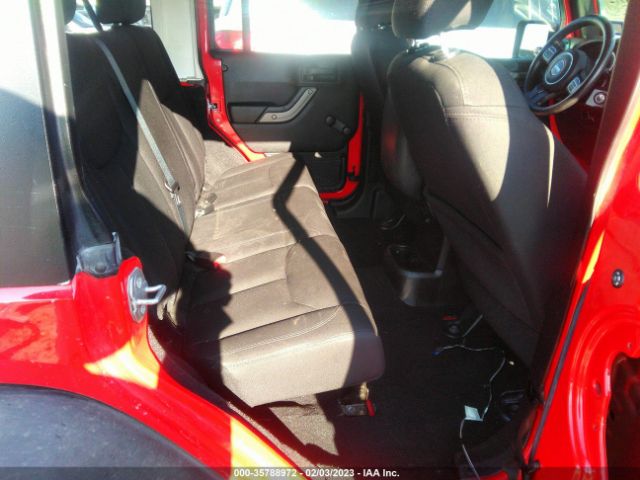 1C4BJWDG9FL565421 Jeep Wrangler Unlimited Sport