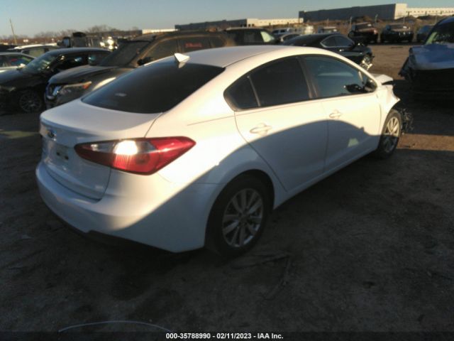 KNAFX4A66G5458278 KIA FORTE LX