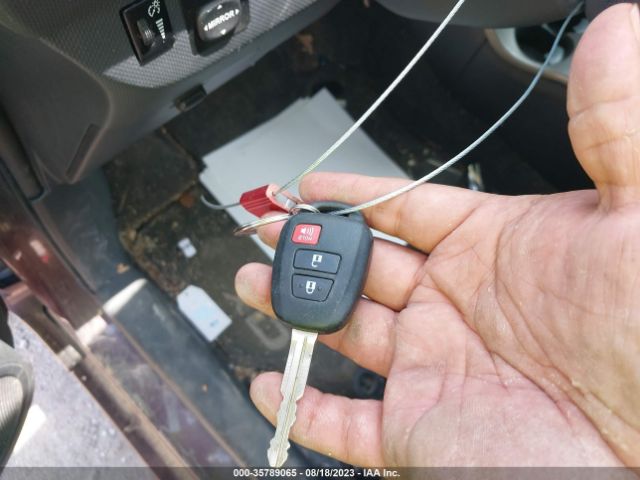 JTKKUPB47E1044786 Scion XD