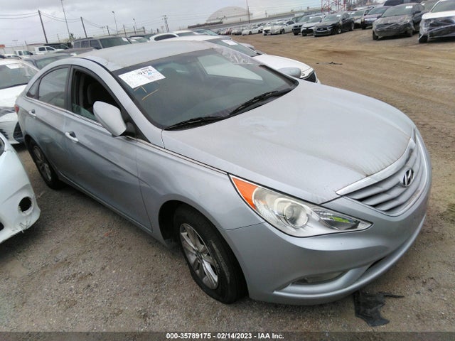 2013 HYUNDAI SONATA GLS VIN: 5NPEB4AC7DH786369
