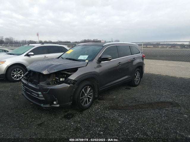 Toyota Highlander Xle 2017 5TDJZRFH7HS385870 Image 2