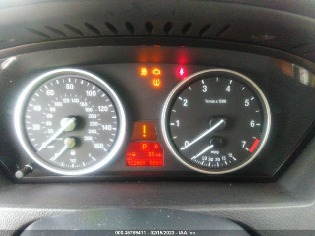 5UXZV8C50BL417391 BMW X5 50i
