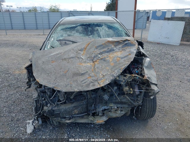 Toyota COROLLA SE 2018 5YFBURHE3JP739100 Image 6