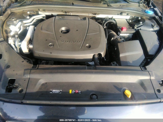 2017 Volvo S90, VIN: YV1102AK2H1016569