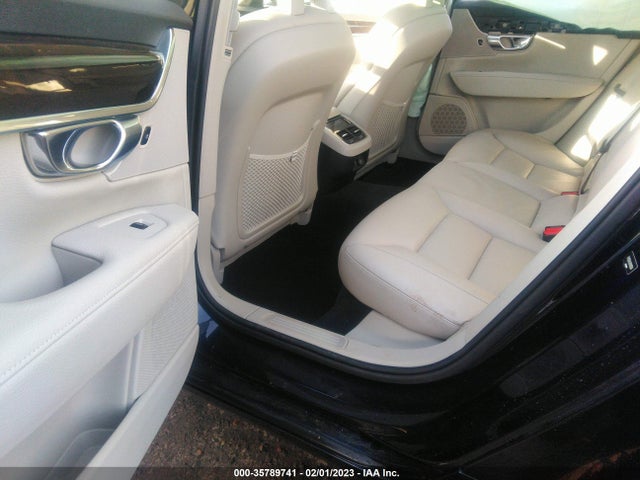 2017 Volvo S90, VIN: YV1102AK2H1016569