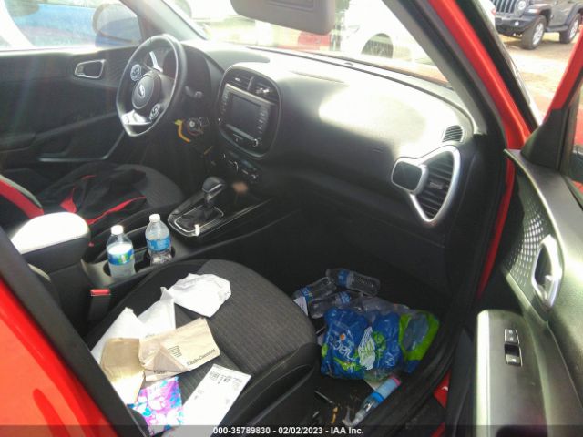 KNDJ63AU2L7038704 KIA Soul Gt-line