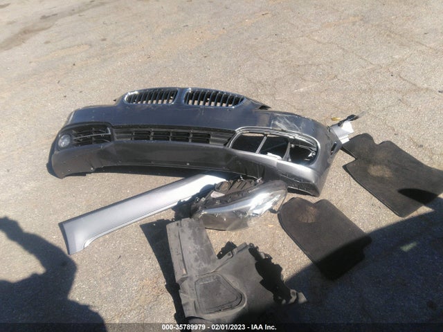 BMW 5 Series 528i 2015 WBA5A5C57FD516264 Image 12