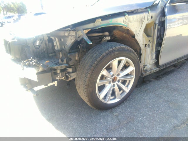 BMW 5 Series 528i 2015 WBA5A5C57FD516264 Image 6