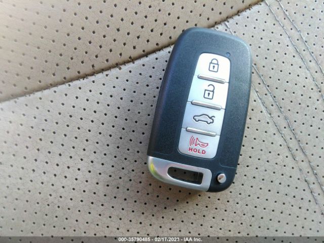 5XYKU4A25BG025560 KIA SORENTO EX