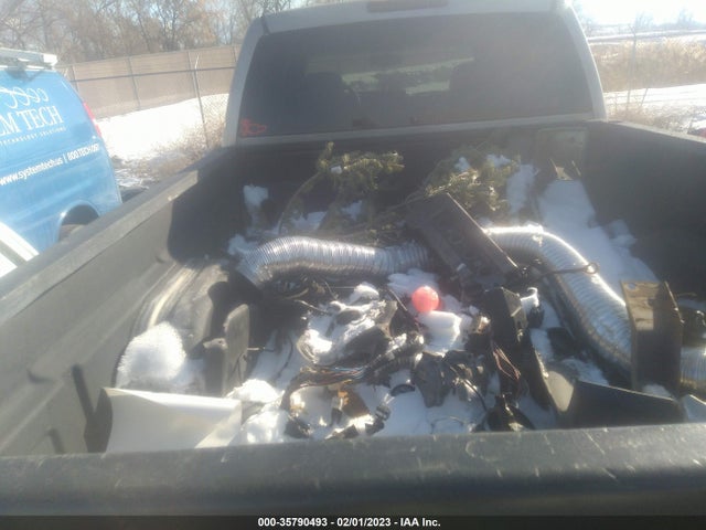 2003 CHEVROLET SILVERADO 2500HD LS VIN: 1GCHK23133F167404