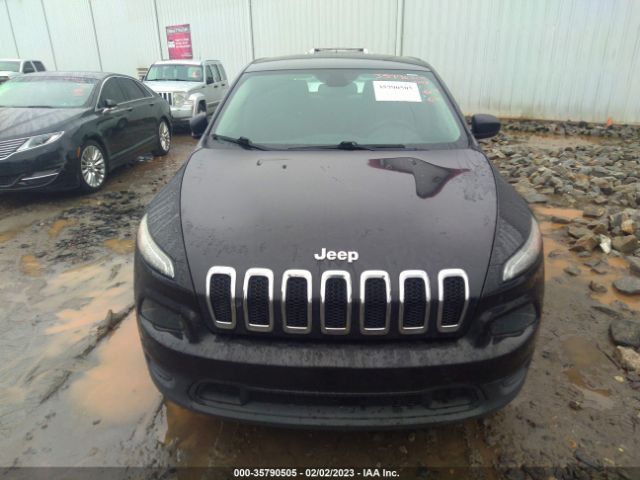 1C4PJLAB8FW660547 Jeep Cherokee Sport